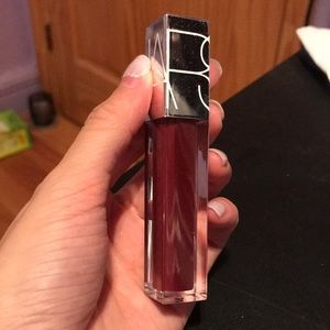 nars full vinyl lip lacquer color- mississippi